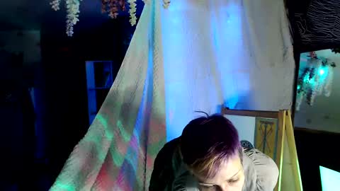 Snapshot of raziel_haze chatting on January 11, 2025, 10:18 pm Yrriel Strife Candy-Demon Caveboy mr. Cringe online show from January 11, 2025, 10:18 pm