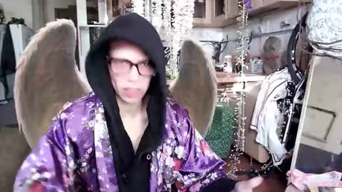 Snapshot of raziel_haze chatting on January 17, 2025, 8:56 am Yrriel Strife Candy-Demon Caveboy mr. Cringe online show from January 17, 2025, 8:56 am