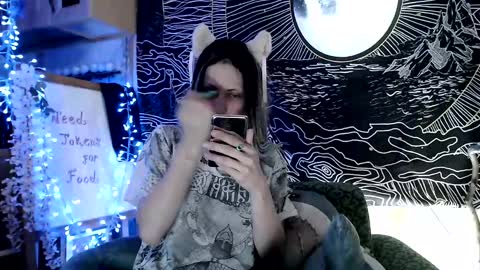 Snapshot of raziel_haze chatting on February 26, 2025, 6:26 am Yrriel Strife Candy-Demon Caveboy mr. Cringe online show from February 26, 2025, 6:26 am