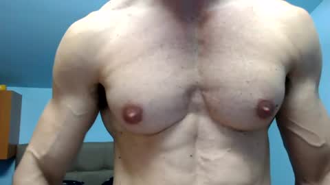 razorramon13 online show from June 19, 2026, 6:34 pm