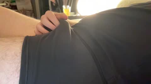 Snapshot of rbnaustiiin chatting on January 8, 2025, 6:52 pm rbnaustiiin online show from January 8, 2025, 6:52 pm