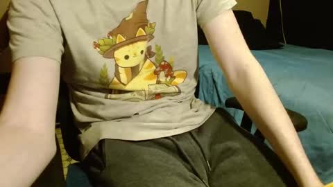 Snapshot of readytocum90 chatting on October 26, 2025, 2:06 am Scrappy Coco online show from October 26, 2025, 2:06 am