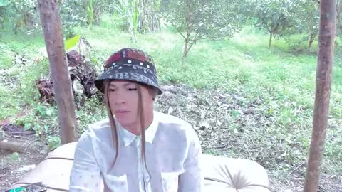 Snapshot of real__cameron chatting on December 4, 2025, 3:21 pm real__cameron online show from December 4, 2025, 3:21 pm