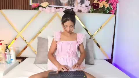 DONCELLA online show from July 31, 2026, 7:57 pm