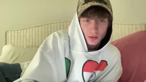 Snapshot of realbeaumance chatting on March 30, 2026, 3:57 pm realbeaumance online show from March 30, 2026, 3:57 pm