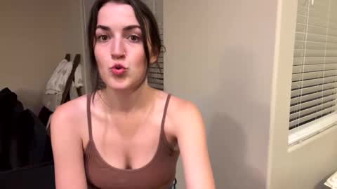 Snapshot of realbeccablair chatting on May 14, 2026, 3:13 am realbeccablair online show from May 14, 2026, 3:13 am