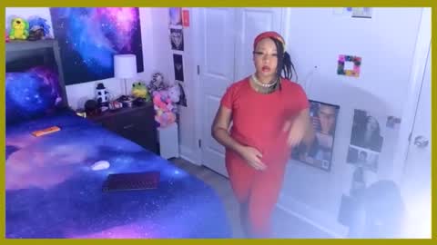realgoddessdream online show from May 3, 2026, 3:12 am