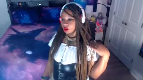 realgoddessdream online show from May 6, 2026, 5:46 am