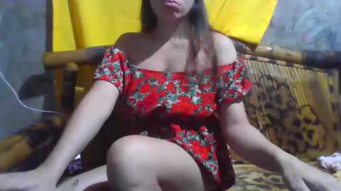 realistic_lady online show from July 28, 2026, 8:52 pm