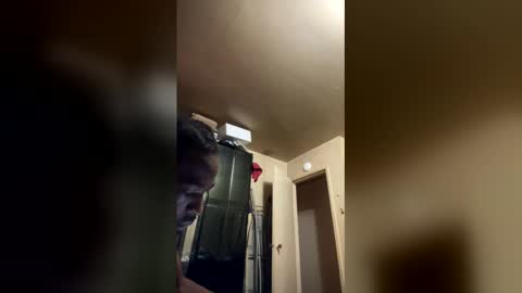 reallife1993 online show from February 5, 2026, 2:05 am