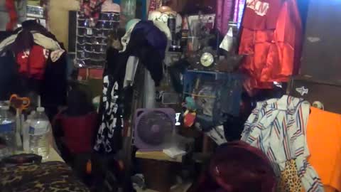 reallyredrum69th online show from October 22, 2025, 5:02 pm