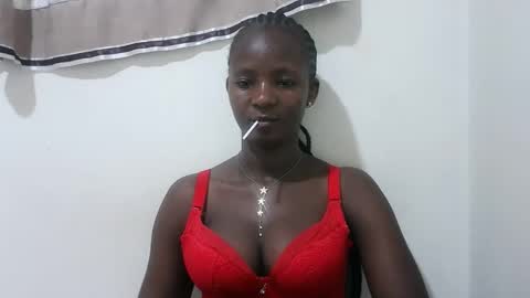 queen online show from October 13, 2025, 5:02 pm