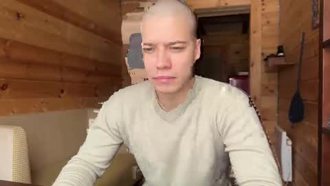Snapshot of realsupermichael chatting on April 27, 2026, 6:33 am AliceEve online show from April 27, 2026, 6:33 am