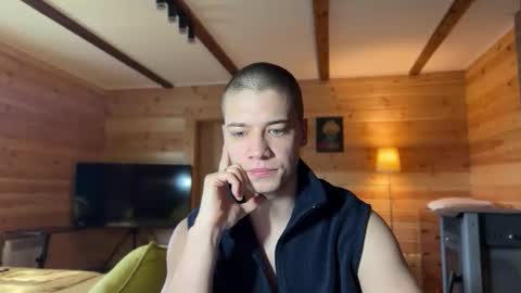 Snapshot of realsupermichael chatting on May 9, 2026, 9:25 am AliceEve online show from May 9, 2026, 9:25 am