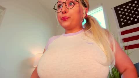 Maria  Realto online show from February 5, 2025, 4:14 pm