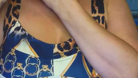 Im a little sick. Ill be back soon. online show from September 27, 2025, 3:28 pm