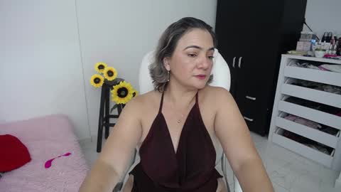 REBECA online show from December 5, 2024, 2:42 am