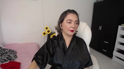 REBECA online show from December 9, 2024, 1:24 pm