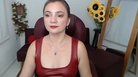 Snapshot of rebeca_milf chatting on June 29, 2026, 3:56 pm REBECA online show from June 29, 2026, 3:56 pm