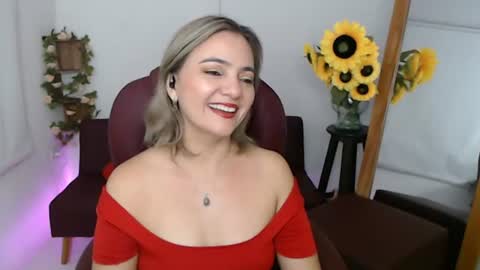 Snapshot of rebeca_milf chatting on July 8, 2026, 1:59 pm REBECA online show from July 8, 2026, 1:59 pm