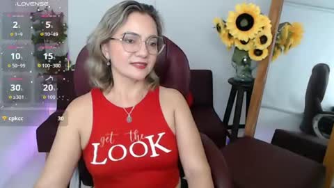 Snapshot of rebeca_milf chatting on July 28, 2026, 8:12 pm REBECA online show from July 28, 2026, 8:12 pm
