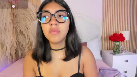 rebeca_taylor_ online show from May 2, 2026, 3:22 am