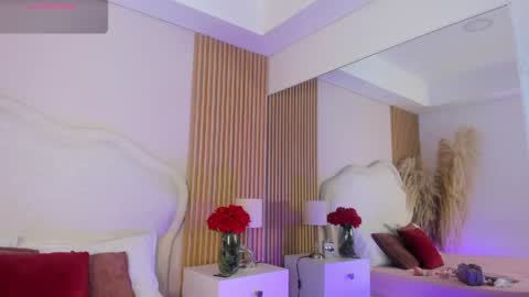 rebeca_taylor_ online show from May 5, 2026, 3:14 am