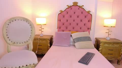 Rebeca Whatsson online show from January 2, 2025, 2:24 pm