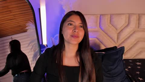 Snapshot of rebeca_williams_ chatting on January 2, 2025, 11:49 pm Rebeca Williams online show from January 2, 2025, 11:49 pm