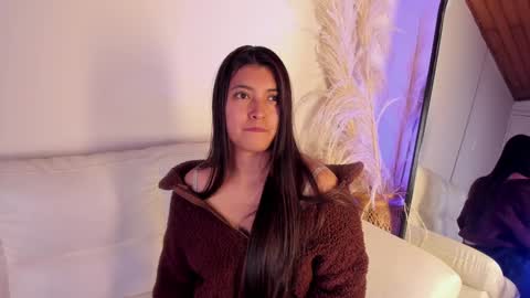Snapshot of rebeca_williams_ chatting on January 22, 2025, 11:32 pm Rebeca Williams online show from January 22, 2025, 11:32 pm