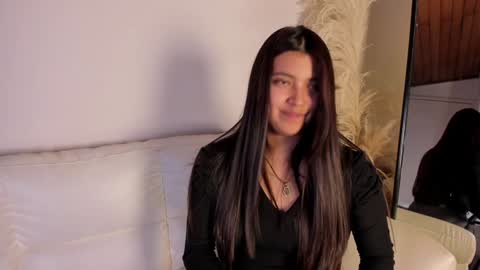 Snapshot of rebeca_williams_ chatting on January 28, 2025, 1:29 am Rebeca Williams online show from January 28, 2025, 1:29 am