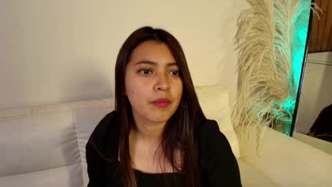 Snapshot of rebeca_williams_ chatting on February 3, 2025, 11:05 pm Rebeca Williams online show from February 3, 2025, 11:05 pm
