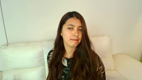 Snapshot of rebeca_williams_ chatting on February 17, 2025, 11:42 pm Rebeca Williams online show from February 17, 2025, 11:42 pm