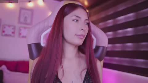 Rebeca  online show from December 19, 2025, 1:51 pm