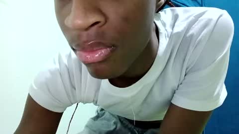 Tu mami Rebecca online show from June 12, 2026, 2:54 am