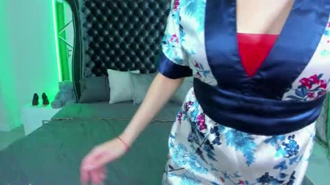 rebecca_diamonds online show from November 23, 2025, 6:02 am
