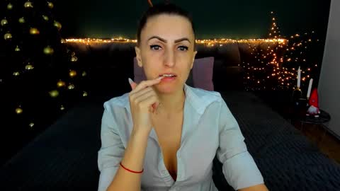 rebecca_diamonds online show from January 13, 2026, 7:13 am