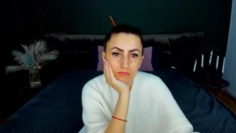 rebecca_diamonds online show from February 13, 2026, 6:20 am