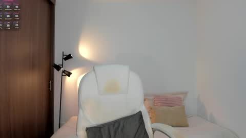 Rebecca online show from May 11, 2026, 11:02 pm