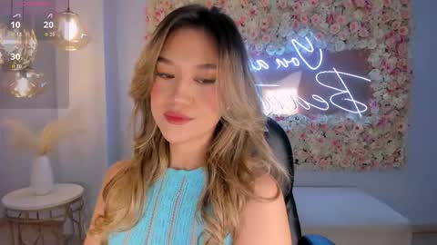 Rebe online show from October 14, 2025, 7:03 pm