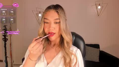 Snapshot of rebeccahudson_ chatting on February 12, 2026, 7:20 pm Rebe online show from February 12, 2026, 7:20 pm