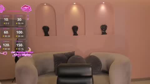 Snapshot of rebeccahudson_ chatting on February 23, 2026, 8:17 pm Rebe online show from February 23, 2026, 8:17 pm