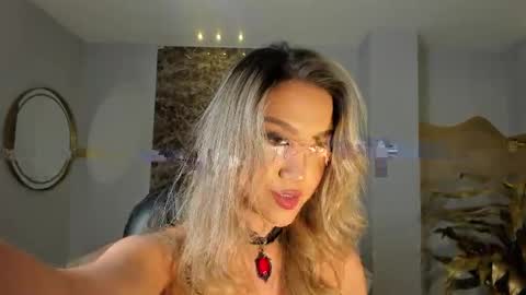 Snapshot of rebeccahudson_ chatting on April 1, 2026, 9:23 pm Rebe online show from April 1, 2026, 9:23 pm