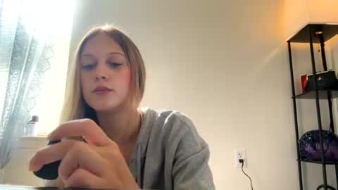 Snapshot of rebeccascottx chatting on August 5, 2026, 9:39 pm rebeccascottx online show from August 5, 2026, 9:39 pm