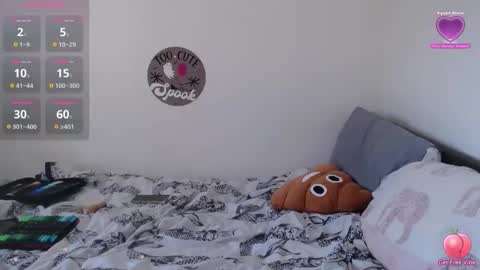 Snapshot of rebeccasummercam chatting on September 25, 2025, 12:20 pm rebeccasummercam online show from September 25, 2025, 12:20 pm