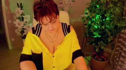 Snapshot of rebekkacharm chatting on October 3, 2025, 4:59 pm rebekkacharm online show from October 3, 2025, 4:59 pm