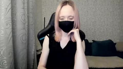 RebesaOlset online show from December 12, 2024, 5:15 pm