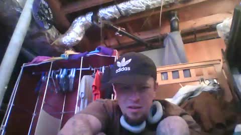recka810 online show from February 28, 2025, 9:55 pm