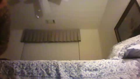 Snapshot of recka810 chatting on March 6, 2026, 1:35 am recka810 online show from March 6, 2026, 1:35 am