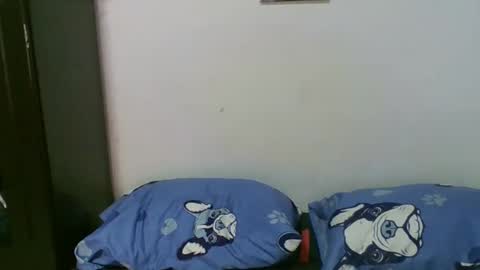 red08fox online show from May 19, 2026, 4:02 pm